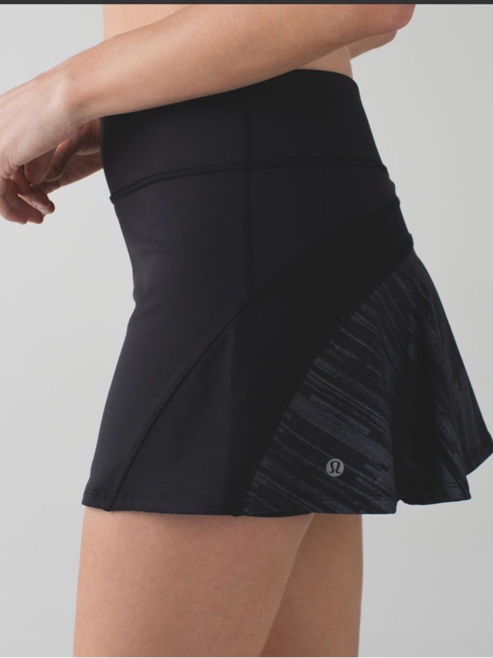 Lululemon Black & Gray Ace Skirt
